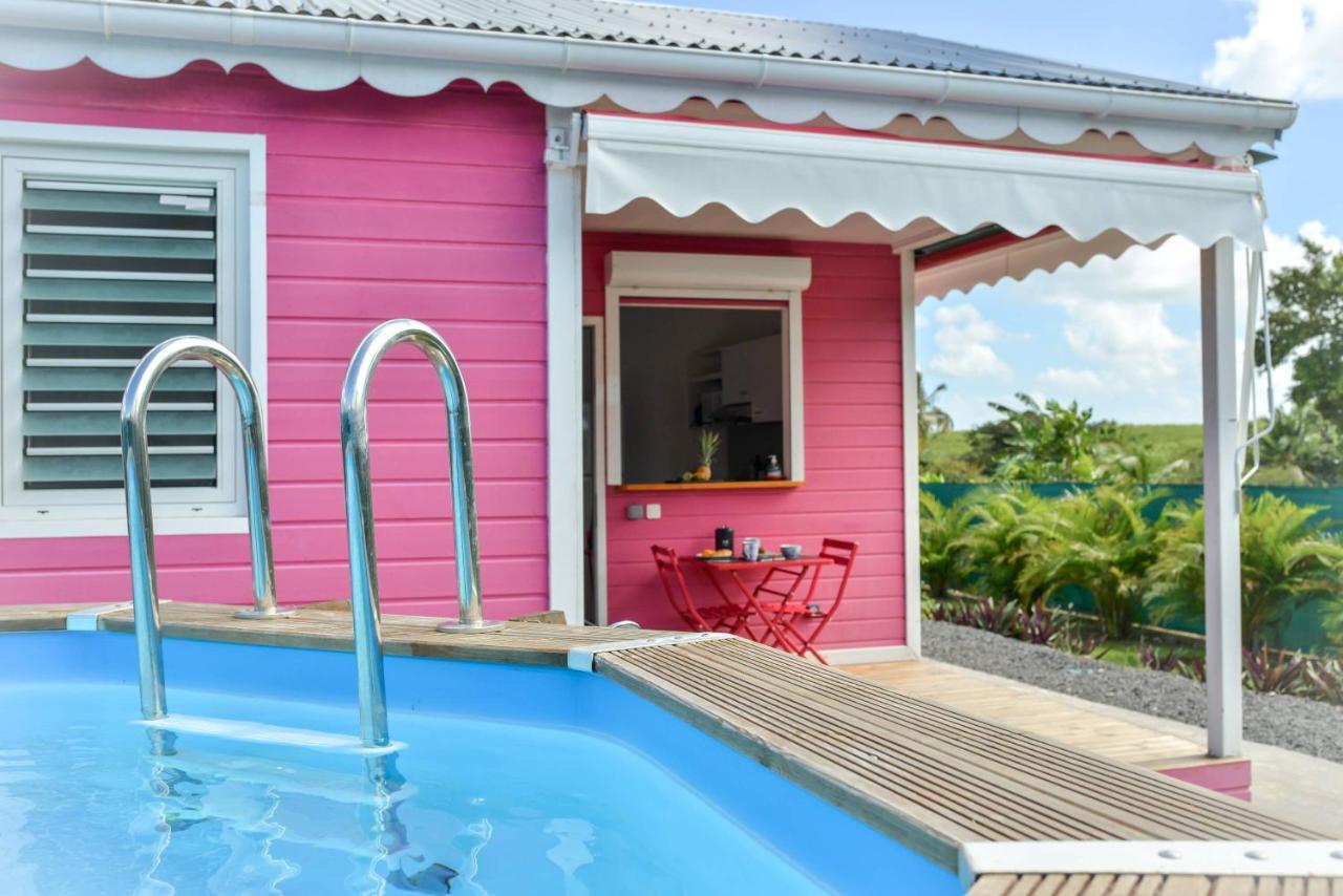 Les jardins de CHANTILLY -Bungalows avec jardins et piscines privées Baie-Mahault Habitación foto